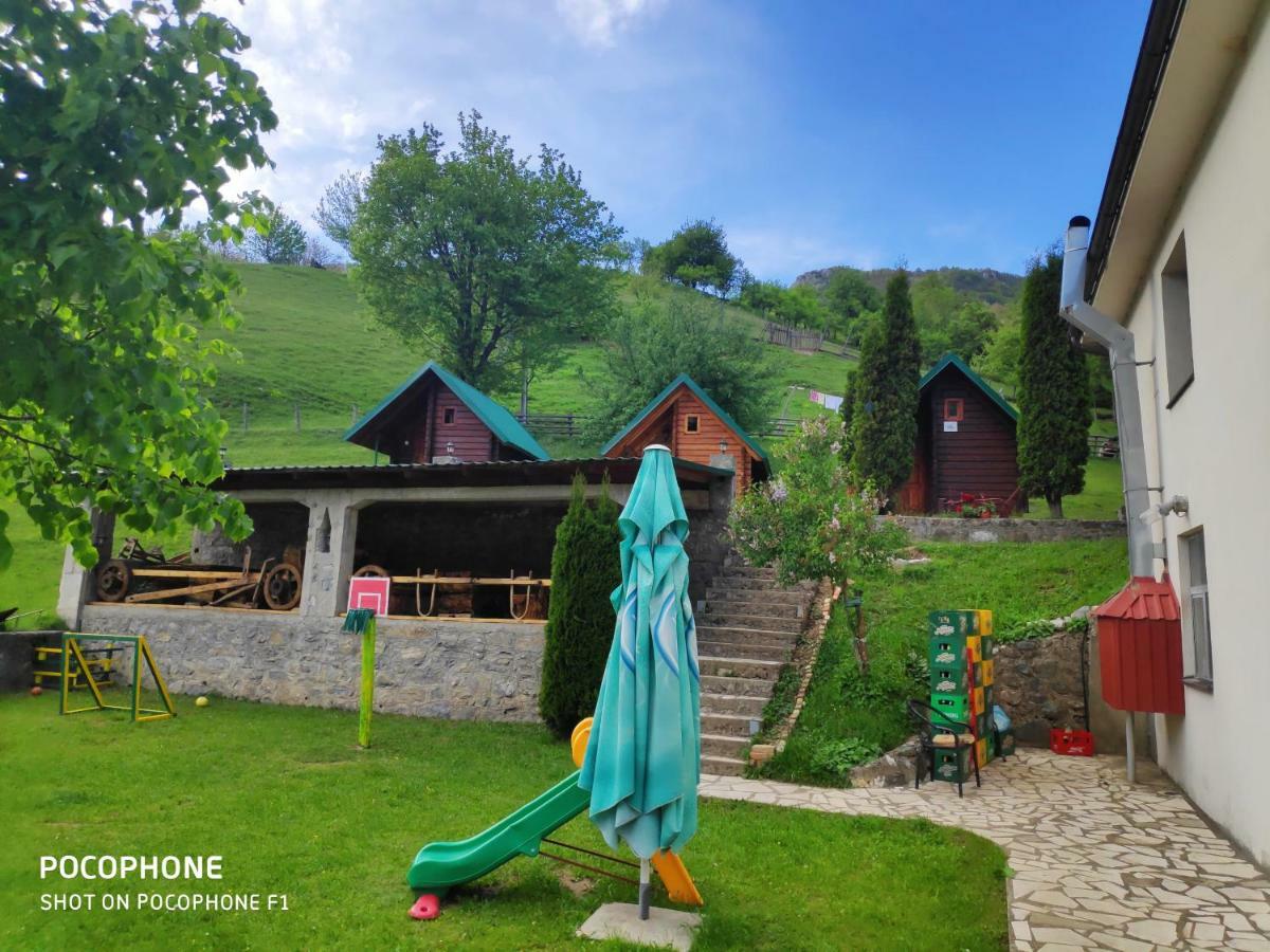 Bungalovi Vukovic Mojkovac Exteriör bild